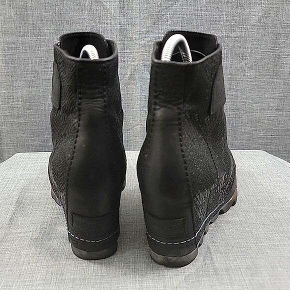 Sorel 1964 Premium Wedge Women's Black Leather Snake Print Lace-Up Bootie SZ 7 - Picture 6 of 10